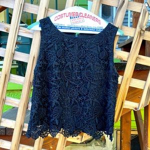 Banana Republic black floral sleeveless blouse